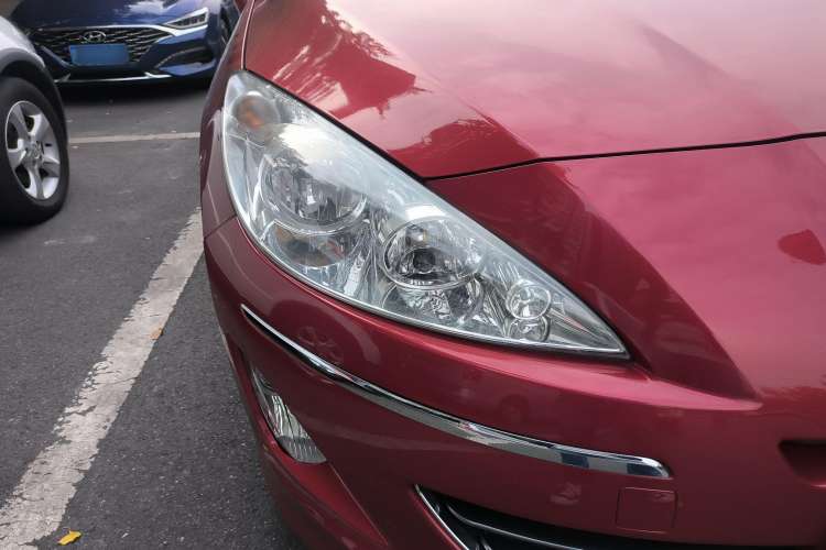 Used Peugeot 408 2011 2.0L Manual Luxury Edition Right Front Headlight
