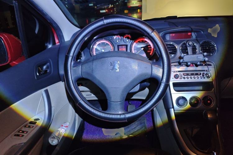 Used Peugeot 408 2011 2.0L Manual Comfort Edition Steering Wheel