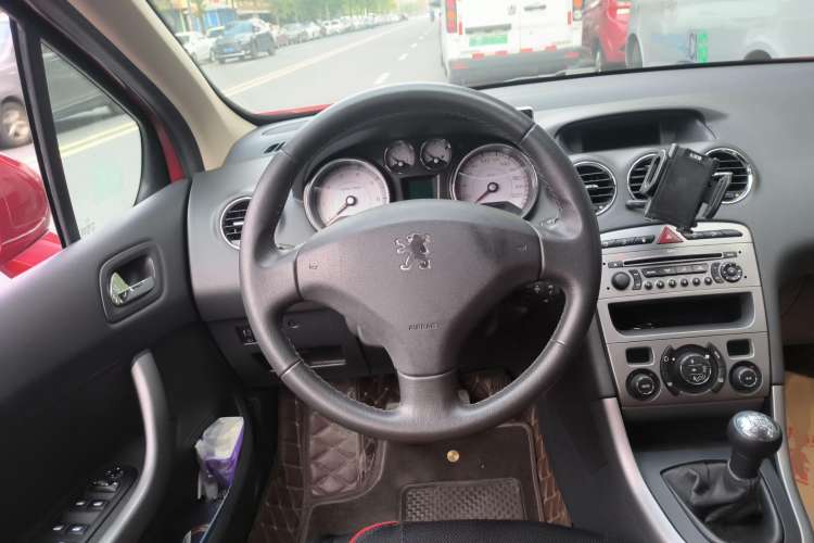 Used Peugeot 408 2011 2.0L Manual Luxury Edition Steering Wheel