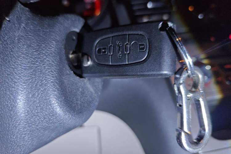 Used Peugeot 408 2011 2.0L Manual Comfort Edition Vehicle Key