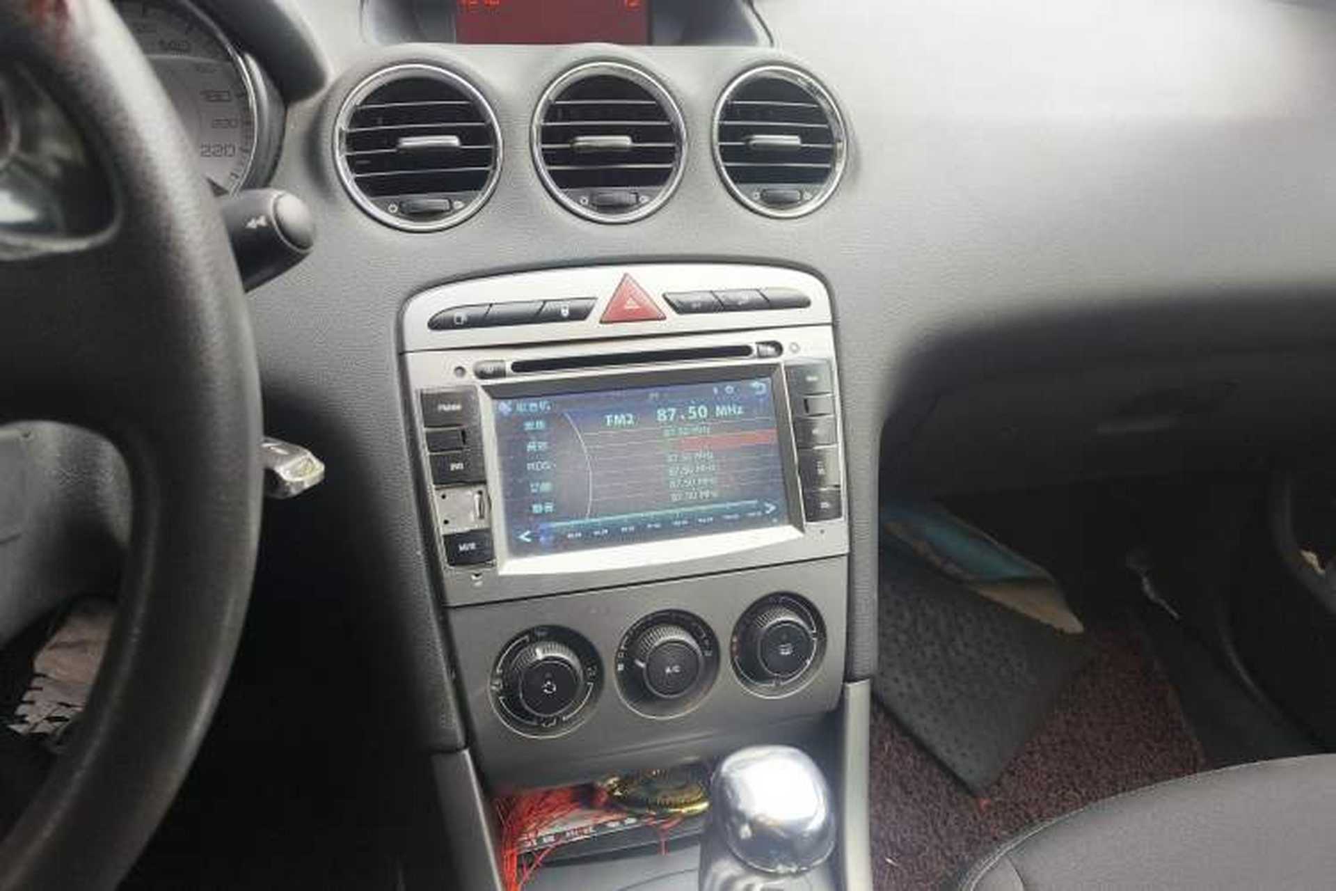 Used Peugeot 408 2011 2.0L Automatic Comfort Edition Audio And AC Panel