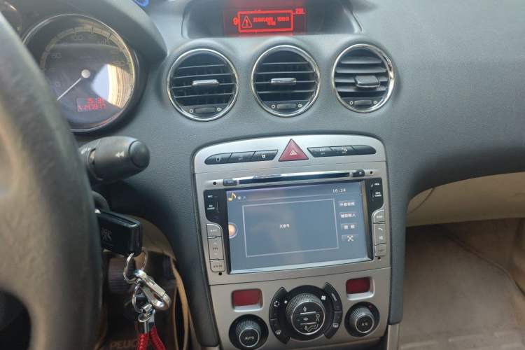 Used Peugeot 408 2011 1.6L Manual Comfort Edition Audio And AC Panel