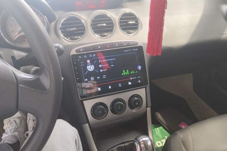 Used Peugeot 408 2011 2.0L Manual Comfort Edition Audio And AC Panel