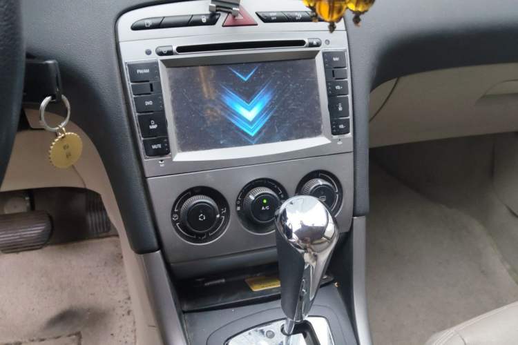 Used Peugeot 408 2011 1.6L Automatic Comfort Edition Audio And AC Panel