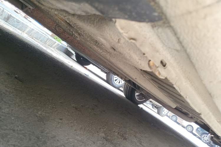 Used Peugeot 408 2011 2.0L Automatic Comfort Edition Chassis Front Left