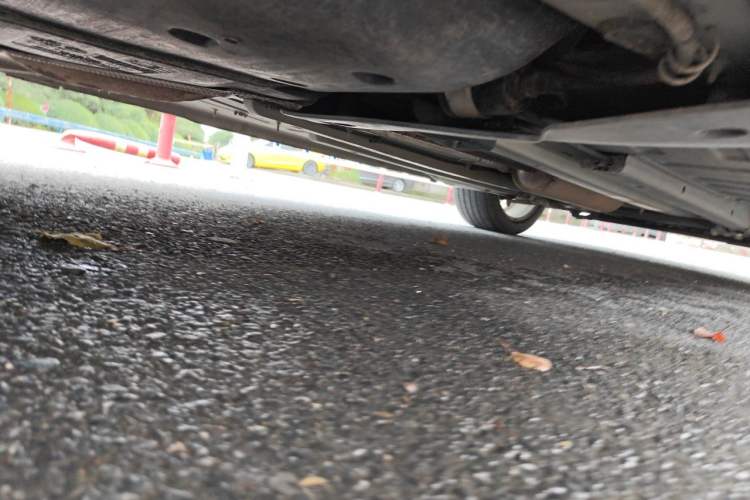 Used Peugeot 408 2011 2.0L Manual Comfort Edition Chassis Rear Right