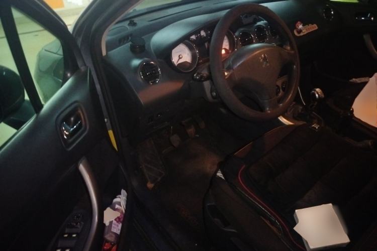 Used Peugeot 408 2011 2.0L Manual Comfort Edition Driver Seat