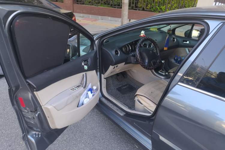 Used Peugeot 408 2011 1.6L Automatic Comfort Edition Driver Seat
