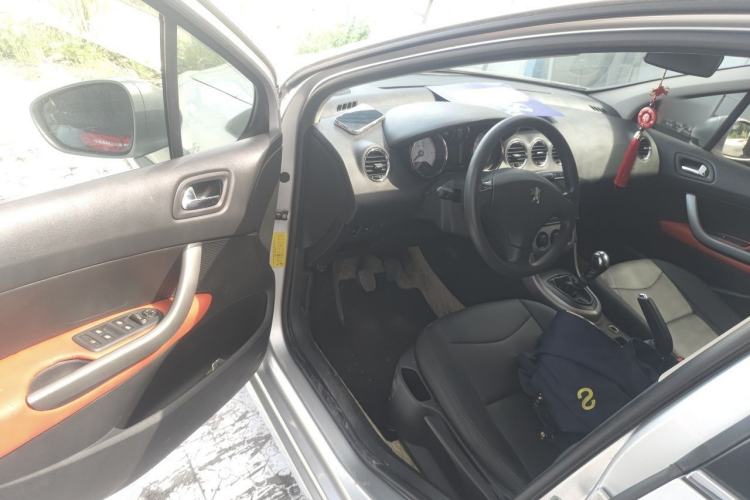 Used Peugeot 408 2011 2.0L Manual Comfort Edition Driver Seat