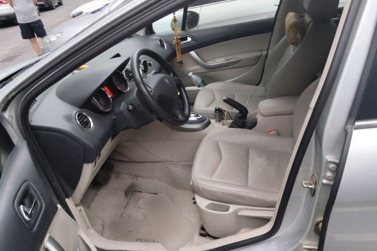 Used Peugeot 408 2011 1.6L Automatic Comfort Edition Driver Seat