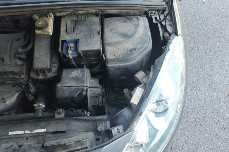 Used Peugeot 408 2011 1.6L Automatic Comfort Edition Engine Bay Left