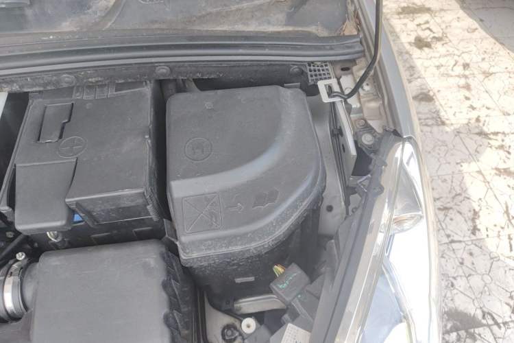 Used Peugeot 408 2011 2.0L Manual Comfort Edition Engine Bay Left