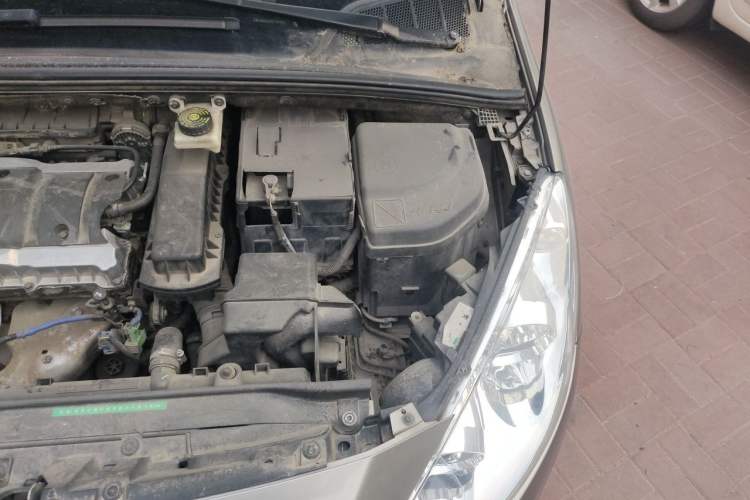 Used Peugeot 408 2011 1.6L Manual Comfort Edition Engine Bay Left