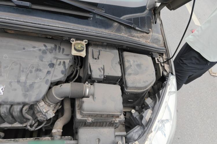 Used Peugeot 408 2011 2.0L Manual Comfort Edition Engine Bay Left