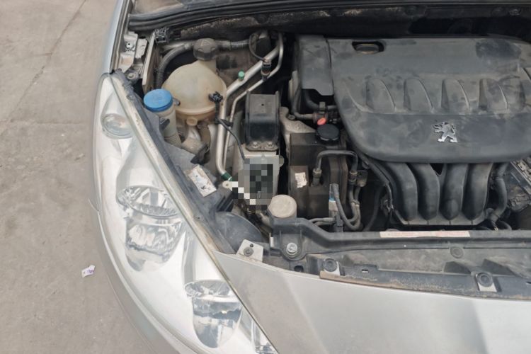 Used Peugeot 408 2011 2.0L Manual Comfort Edition Engine Bay Right