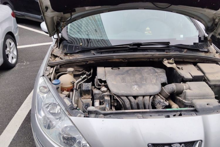 Used Peugeot 408 2011 1.6L Automatic Comfort Edition Engine Bay Right