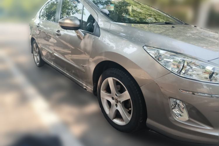 Used Peugeot 408 2011 2.0L Manual Comfort Edition Front Right 45 Deg