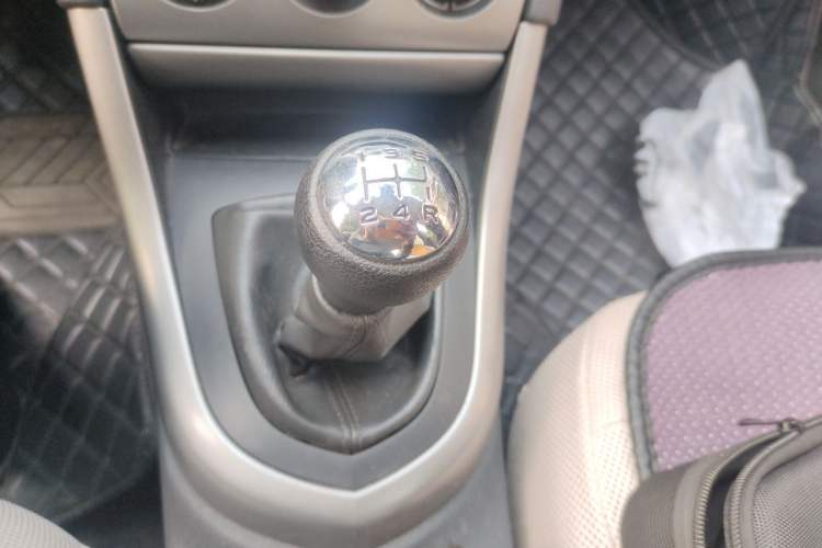 Used Peugeot 408 2011 1.6L Manual Comfort Edition Gear Lever