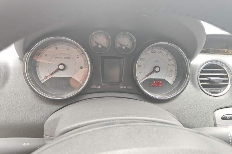 Used Peugeot 408 2011 2.0L Manual Comfort Edition Instrument Cluster