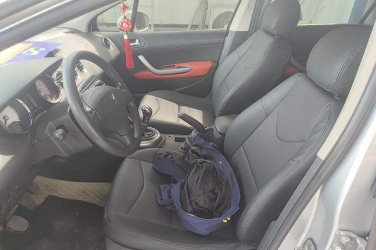 Used Peugeot 408 2011 2.0L Manual Comfort Edition Left Front Seat