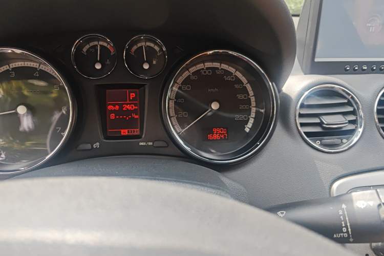 Used Peugeot 408 2011 2.0L Automatic Luxury Edition Odometer Close Up