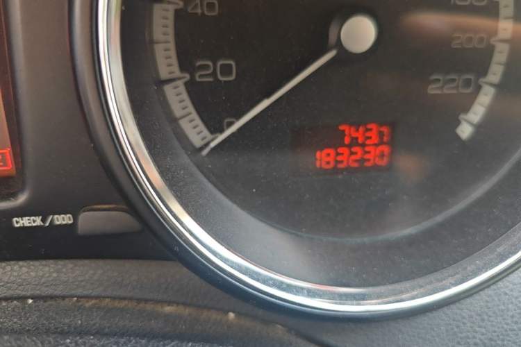 Used Peugeot 408 2011 1.6L Manual Comfort Edition Odometer Close Up
