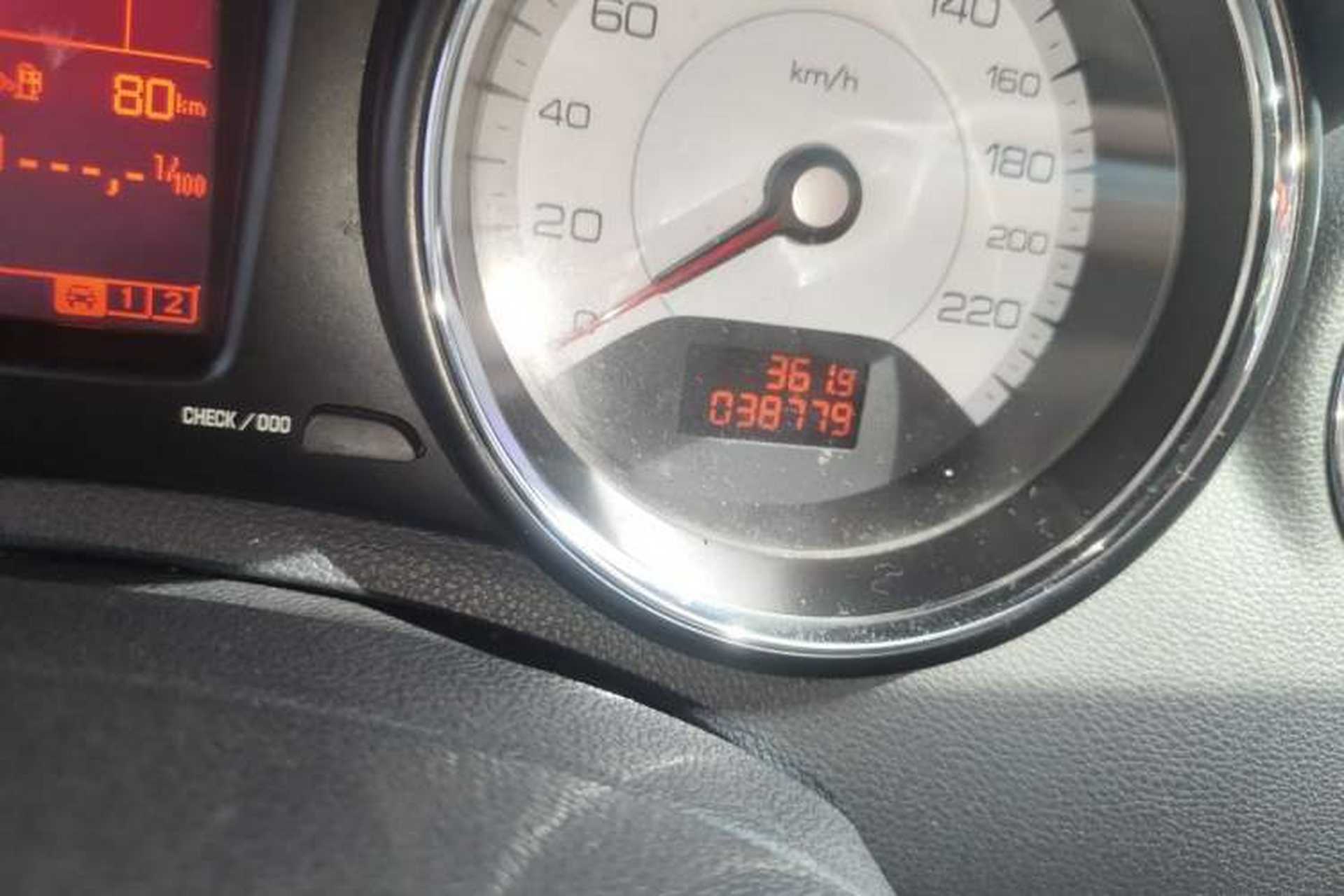 Used Peugeot 408 2011 2.0L Manual Comfort Edition Odometer Close Up
