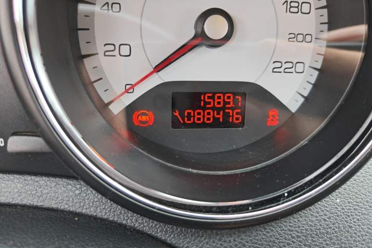Used Peugeot 408 2011 2.0L Manual Comfort Edition Odometer Close Up