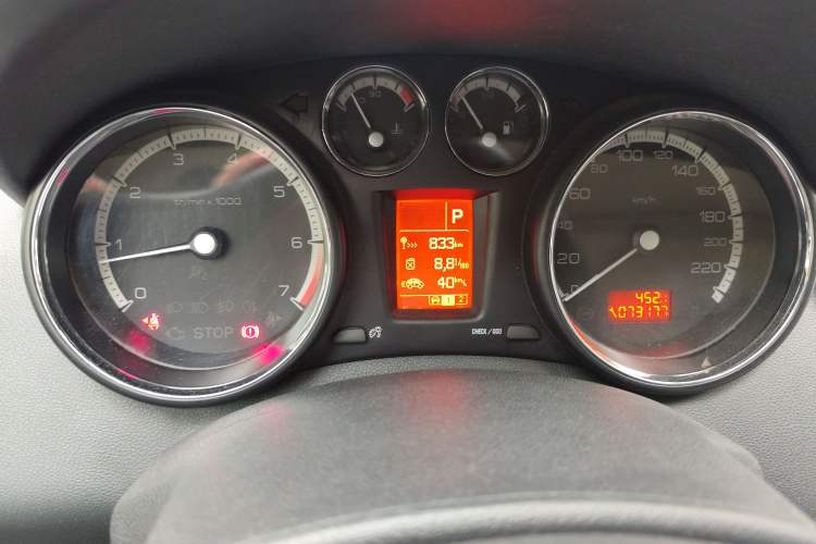 Used Peugeot 408 2011 2.0L Automatic Luxury Edition Odometer Close Up