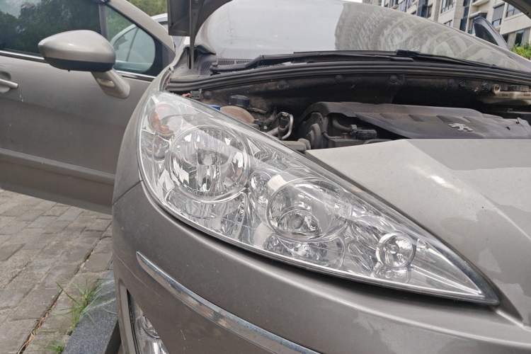 Used Peugeot 408 2011 2.0L Manual Comfort Edition Right Front Headlight