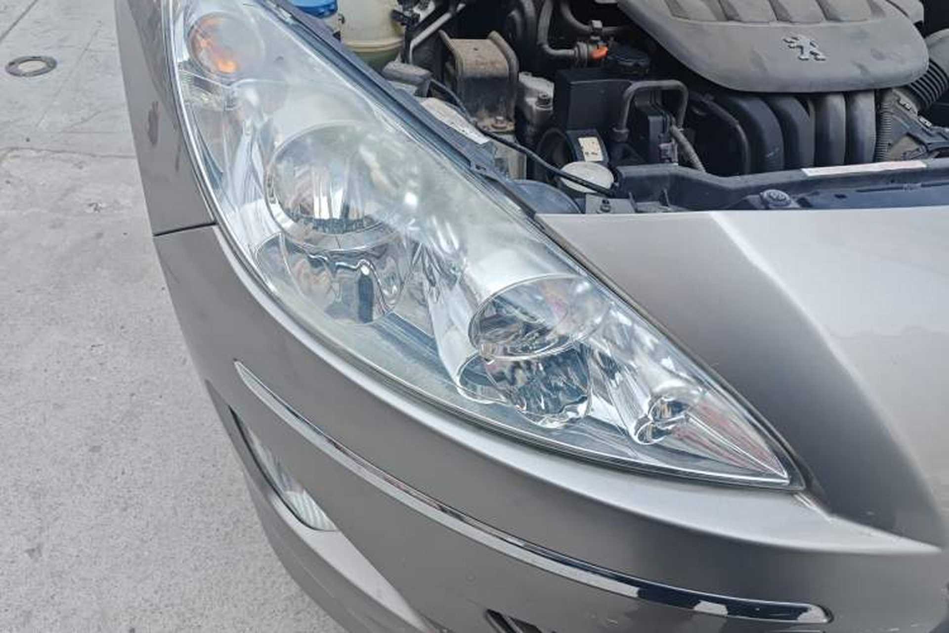 Used Peugeot 408 2011 2.0L Manual Comfort Edition Right Front Headlight