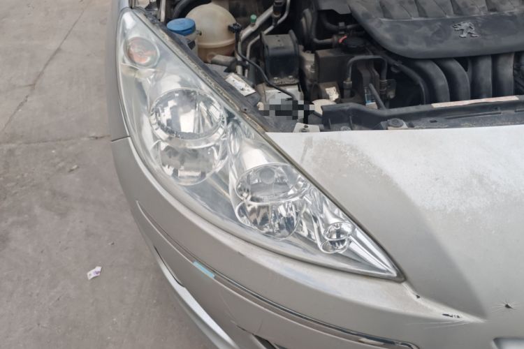 Used Peugeot 408 2011 2.0L Manual Comfort Edition Right Front Headlight