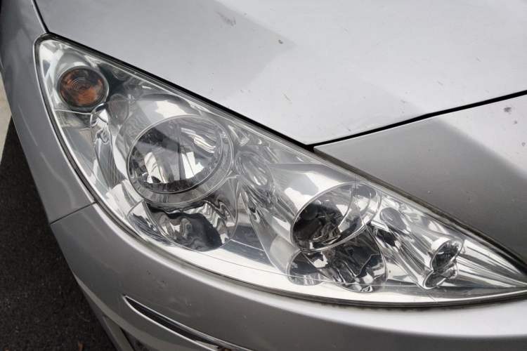 Used Peugeot 408 2011 1.6L Automatic Comfort Edition Right Front Headlight