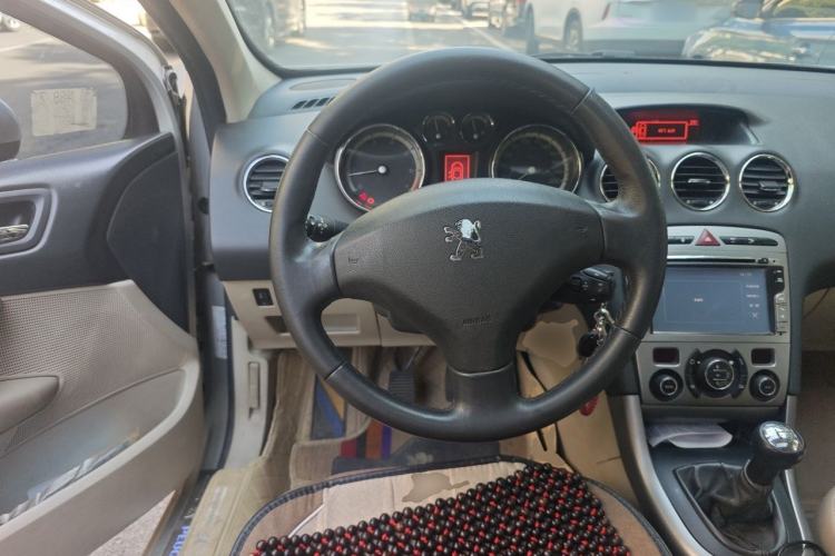 Used Peugeot 408 2011 1.6L Manual Comfort Edition Steering Wheel