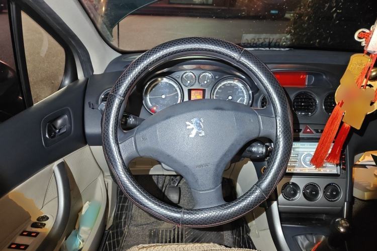 Used Peugeot 408 2011 2.0L Manual Comfort Edition Steering Wheel