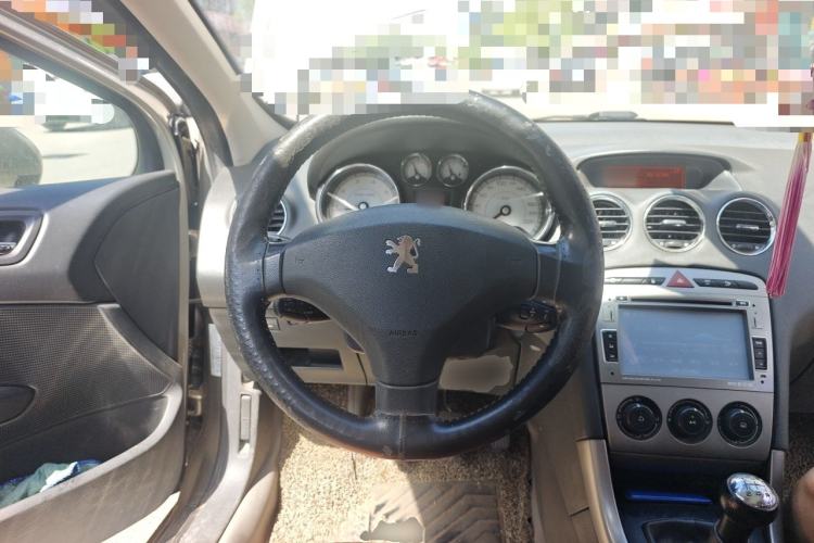 Used Peugeot 408 2011 1.6L Manual Comfort Edition Steering Wheel