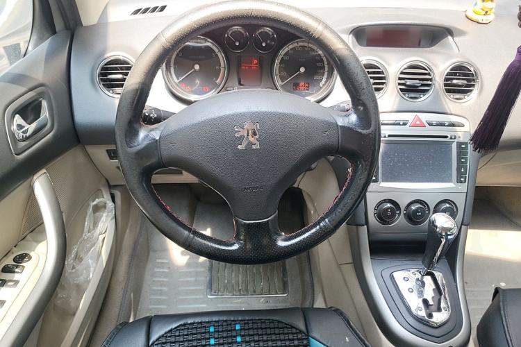 Used Peugeot 408 2011 2.0L Automatic Comfort Edition Steering Wheel