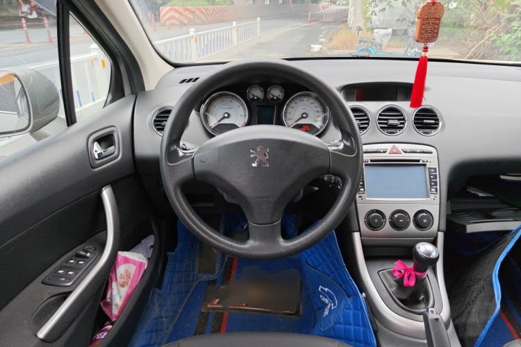 Used Peugeot 408 2011 2.0L Manual Comfort Edition Steering Wheel