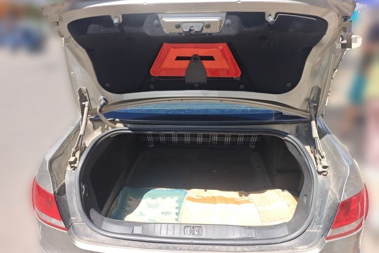 Used Peugeot 408 2011 1.6L Manual Comfort Edition Trunk