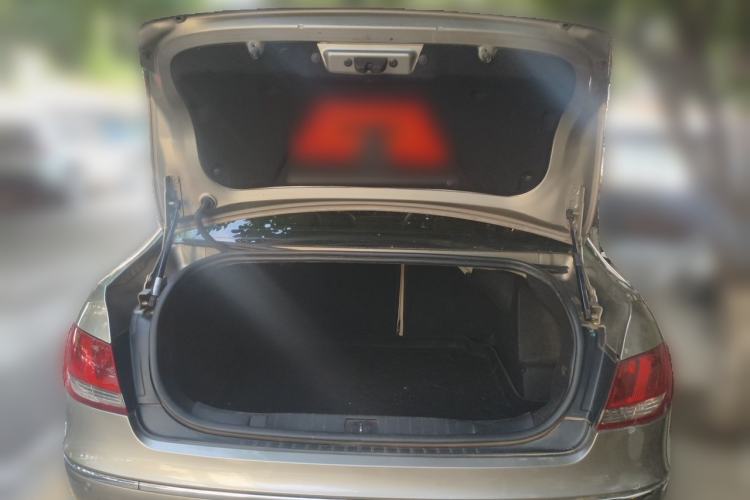Used Peugeot 408 2011 1.6L Manual Comfort Edition Trunk