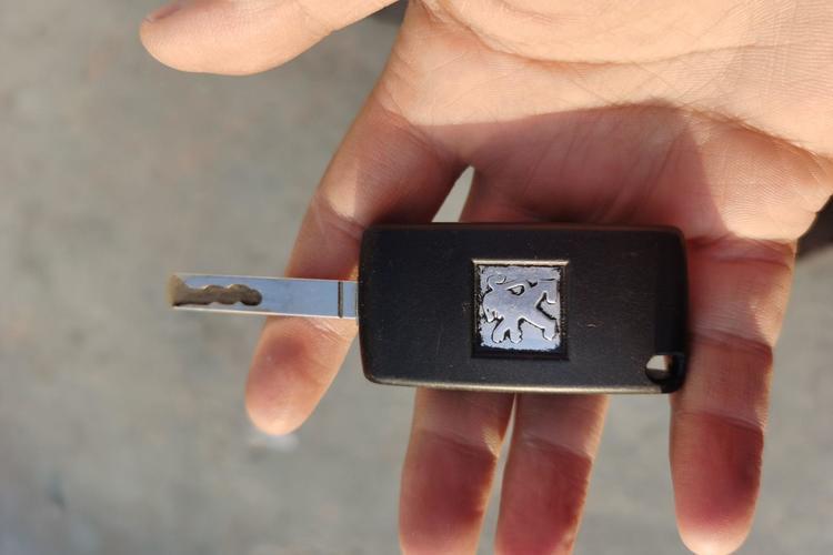Used Peugeot 408 2011 2.0L Automatic Comfort Edition Vehicle Key