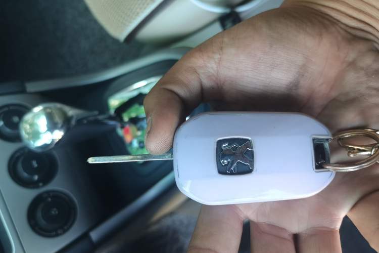Used Peugeot 408 2011 1.6L Automatic Comfort Edition Vehicle Key