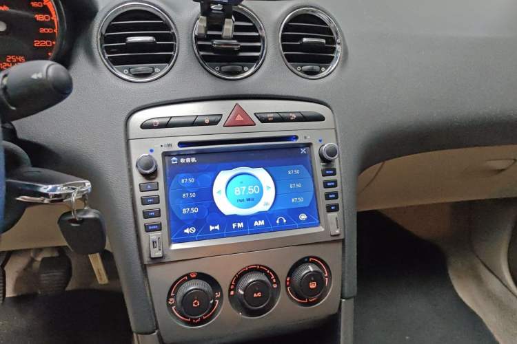 Used Peugeot 408 2011 1.6L Manual Comfort Edition Audio And AC Panel