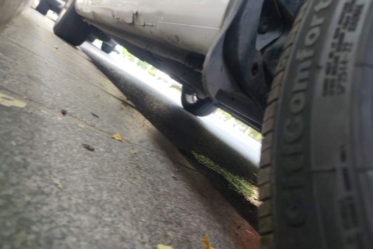 Used Peugeot 408 2011 2.0L Manual Comfort Edition Chassis Front Right