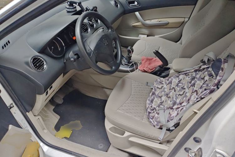 Used Peugeot 408 2011 1.6L Manual Comfort Edition Driver Seat