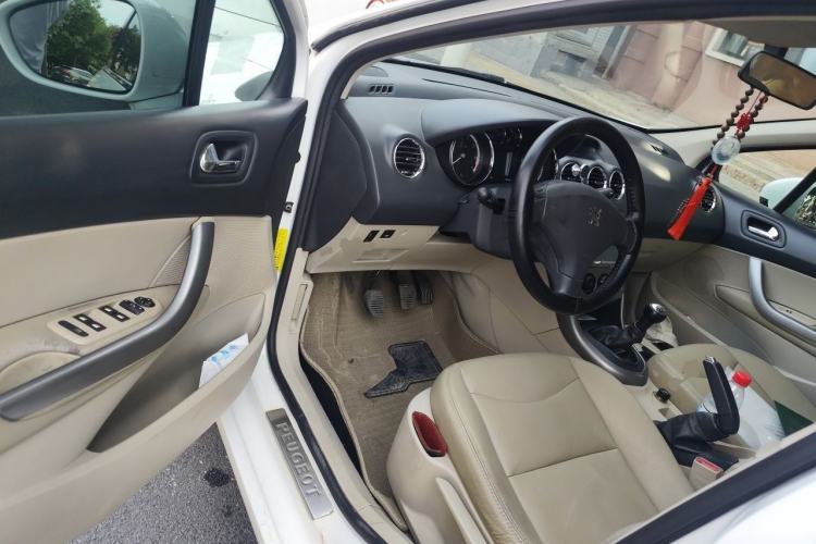 Used Peugeot 408 2011 2.0L Manual Comfort Edition Driver Seat