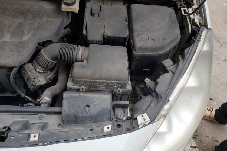 Used Peugeot 408 2011 2.0L Automatic Comfort Edition Engine Bay Left