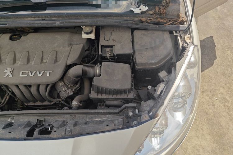 Used Peugeot 408 2011 2.0L Automatic Comfort Edition Engine Bay Left