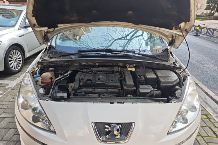 Used Peugeot 408 2011 1.6L Manual Comfort Edition Engine Bay