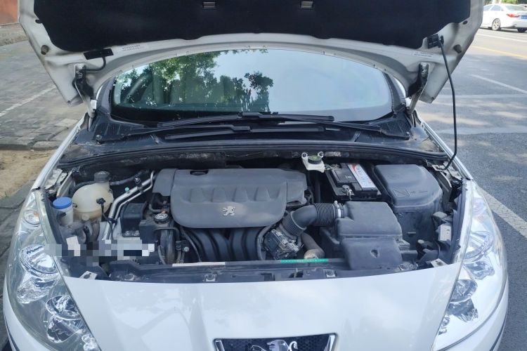 Used Peugeot 408 2011 2.0L Manual Comfort Edition Engine Bay